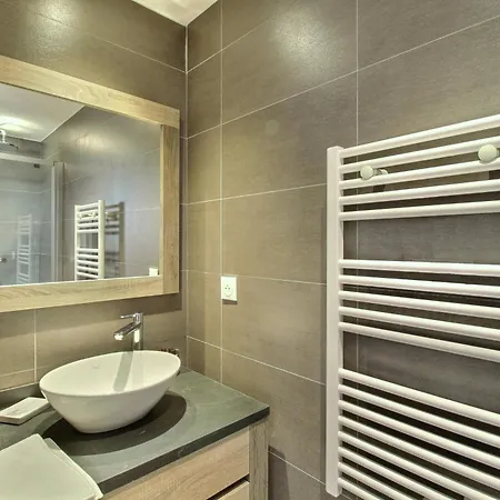 Arc 1600, Le Ridge, 06 Personnes Duplex Vue Montagne - Aux Pieds - Sauna, Hammam, Jacuzzi, Piscine * Les Arcs (Savoie)